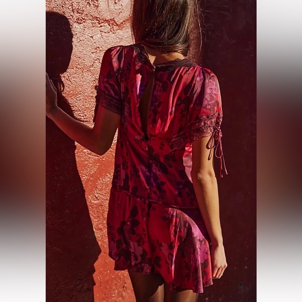 Free people Jos Red Floral, Emperor Waist, Size Small, Mini Nude Lined Dress - Picture 5 of 5